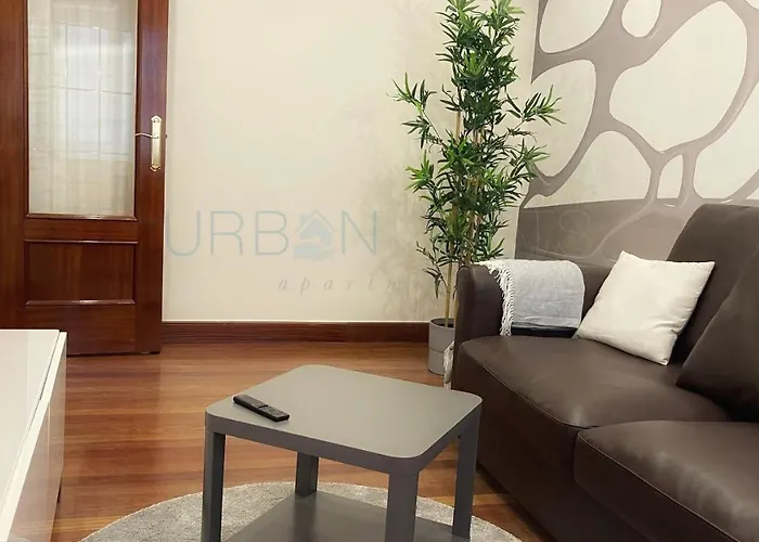 Vivienda Turistica Urbana En Santuchu, Comoda, Funcional Y Con Parking Διαμέρισμα *