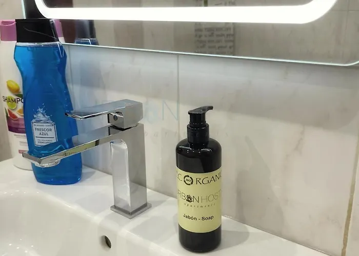 Διαμέρισμα Vivienda Turistica Urbana En Santuchu, Comoda, Funcional Y Con Parking