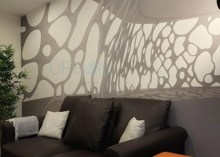 Vivienda Turistica Urbana En Santuchu, Comoda, Funcional Y Con Parking * Μπιλμπάο