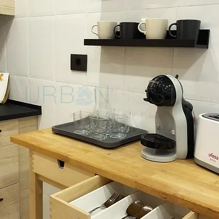 Vivienda Turistica Urbana En Santuchu, Comoda, Funcional Y Con Parking Μπιλμπάο