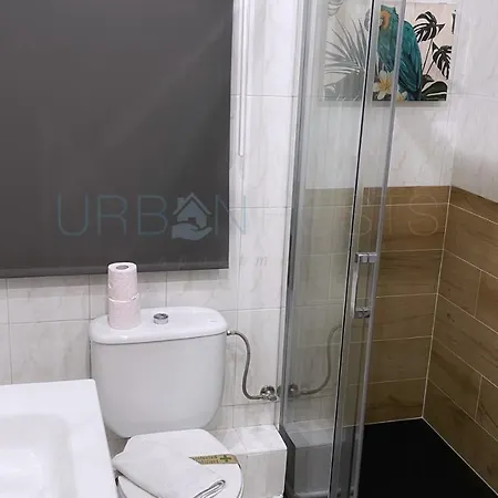 Vivienda Turistica Urbana En Santuchu, Comoda, Funcional Y Con Parking Μπιλμπάο